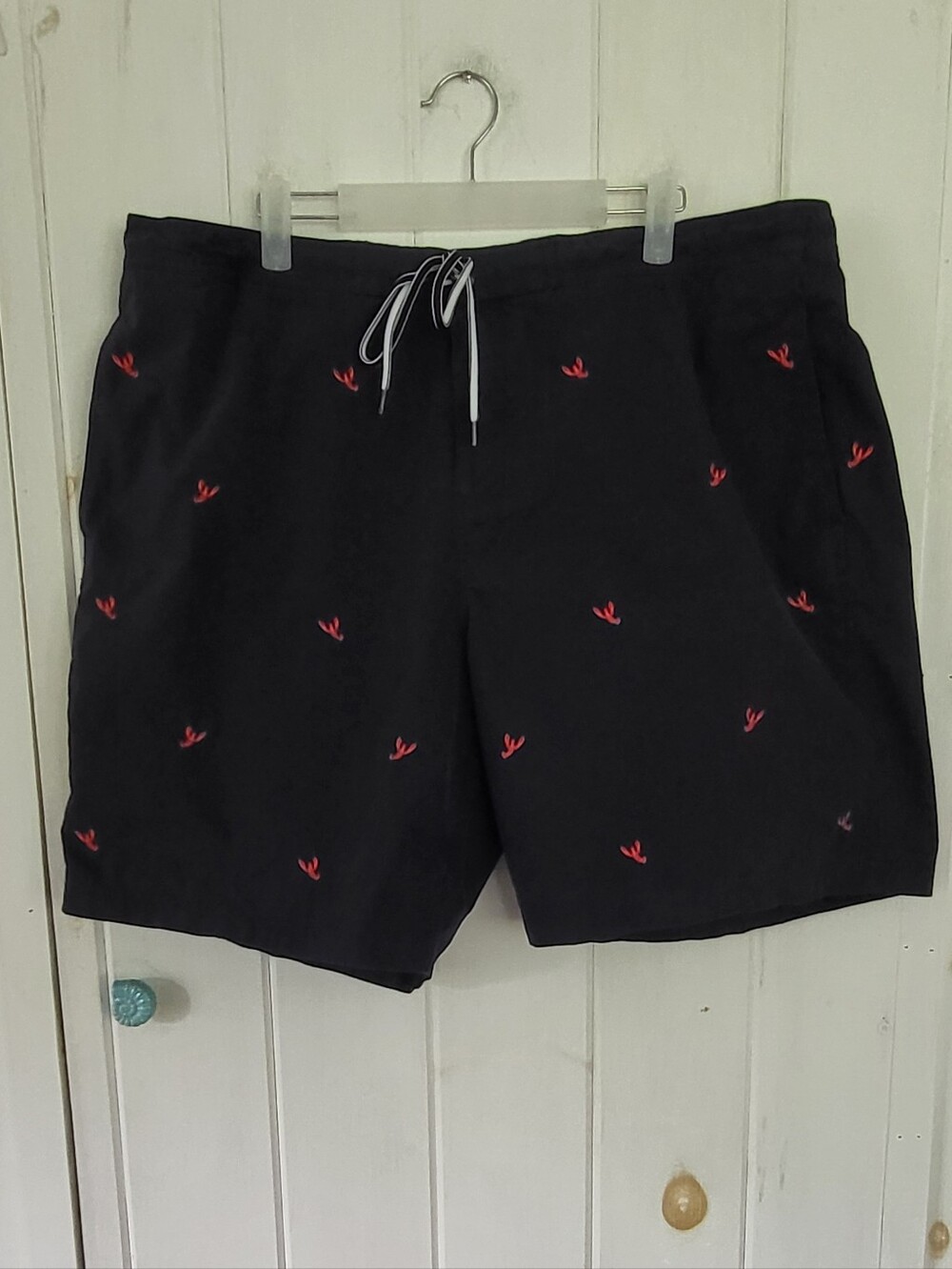 Daniel Cremieux Men’s Swim Navy/Red Lobster Board Shorts